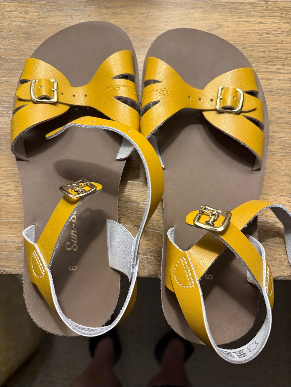 Sun-San women Yellow Buckle Sandals
